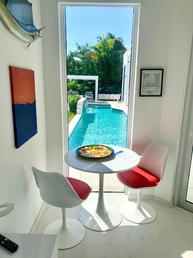 Men Only Clothing Option Guesthouse Near Wilton Manors Fort Lauderdale Exterior photo