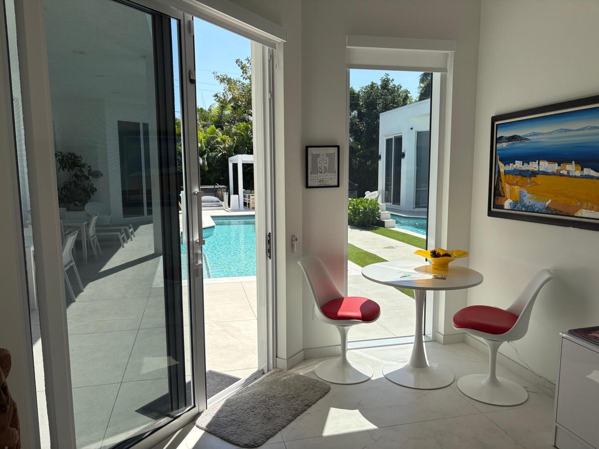 Men Only Clothing Option Guesthouse Near Wilton Manors Fort Lauderdale Exterior photo